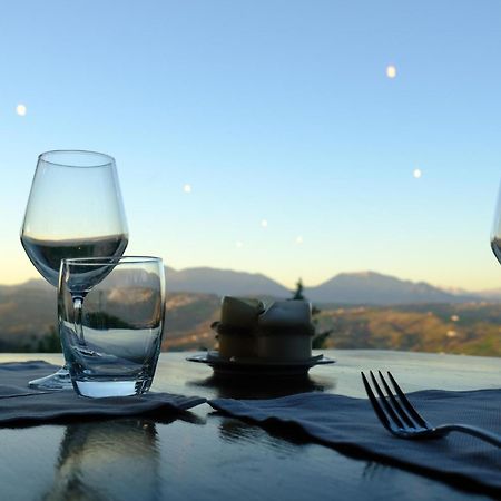 Relais Il Feudo Bed & Breakfast Beltiglio Екстериор снимка