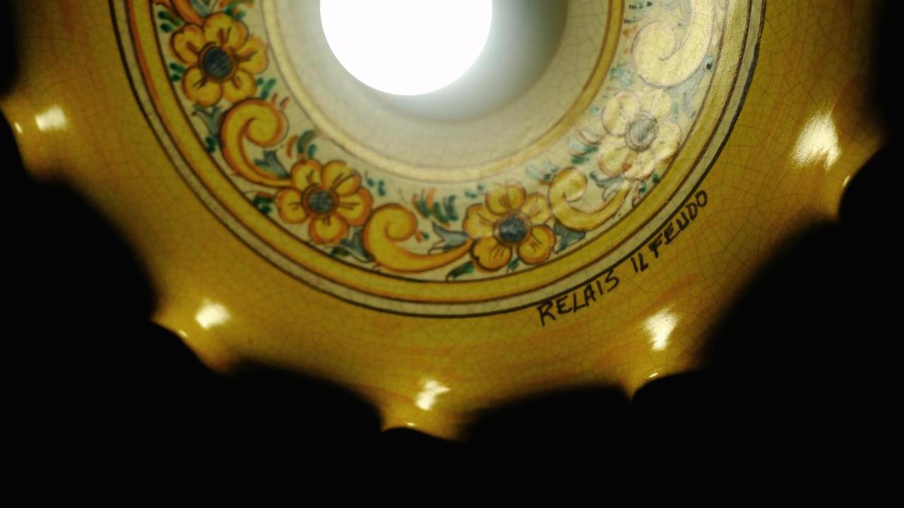 Relais Il Feudo Bed & Breakfast Beltiglio Екстериор снимка